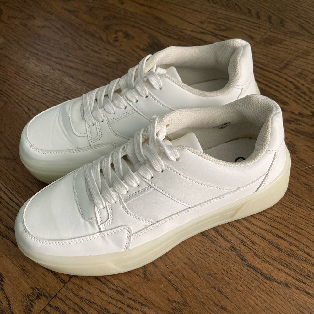 White Sneakers Shoes